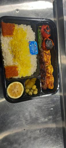 عکس کترینگ بگلو شعبه افق اکباتان