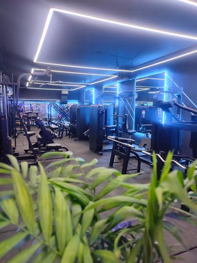 عکس باشگاه بدنسازی انفجار