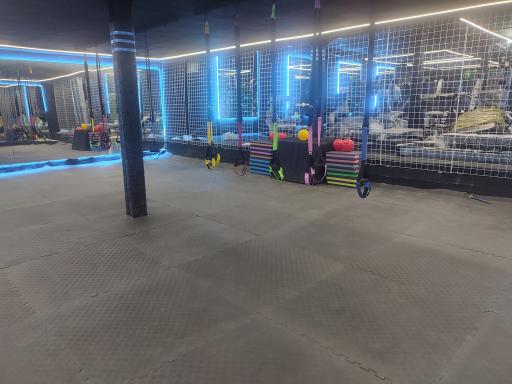 عکس باشگاه بدنسازی انفجار