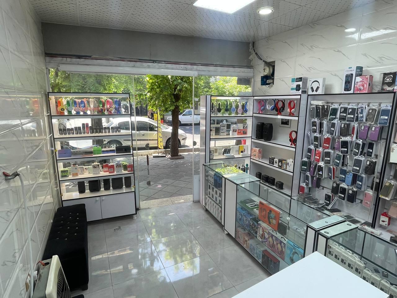 عکس تعمیرات تخصصی موبایل آریاتل 