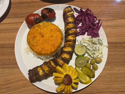 رستوران و چلو جوجه برجیس