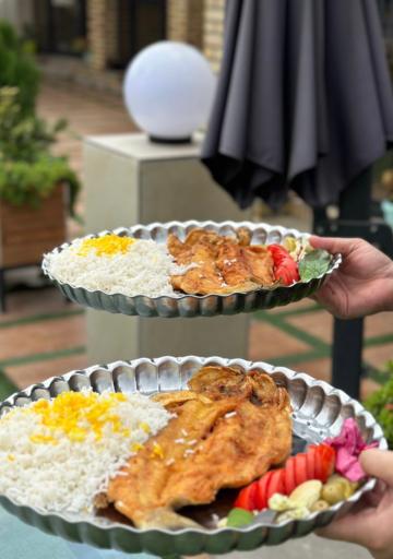 عکس رستوران و چلو جوجه برجیس
