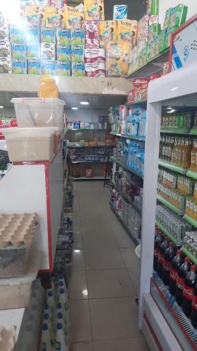 عکس فروشگاه دانشگاه