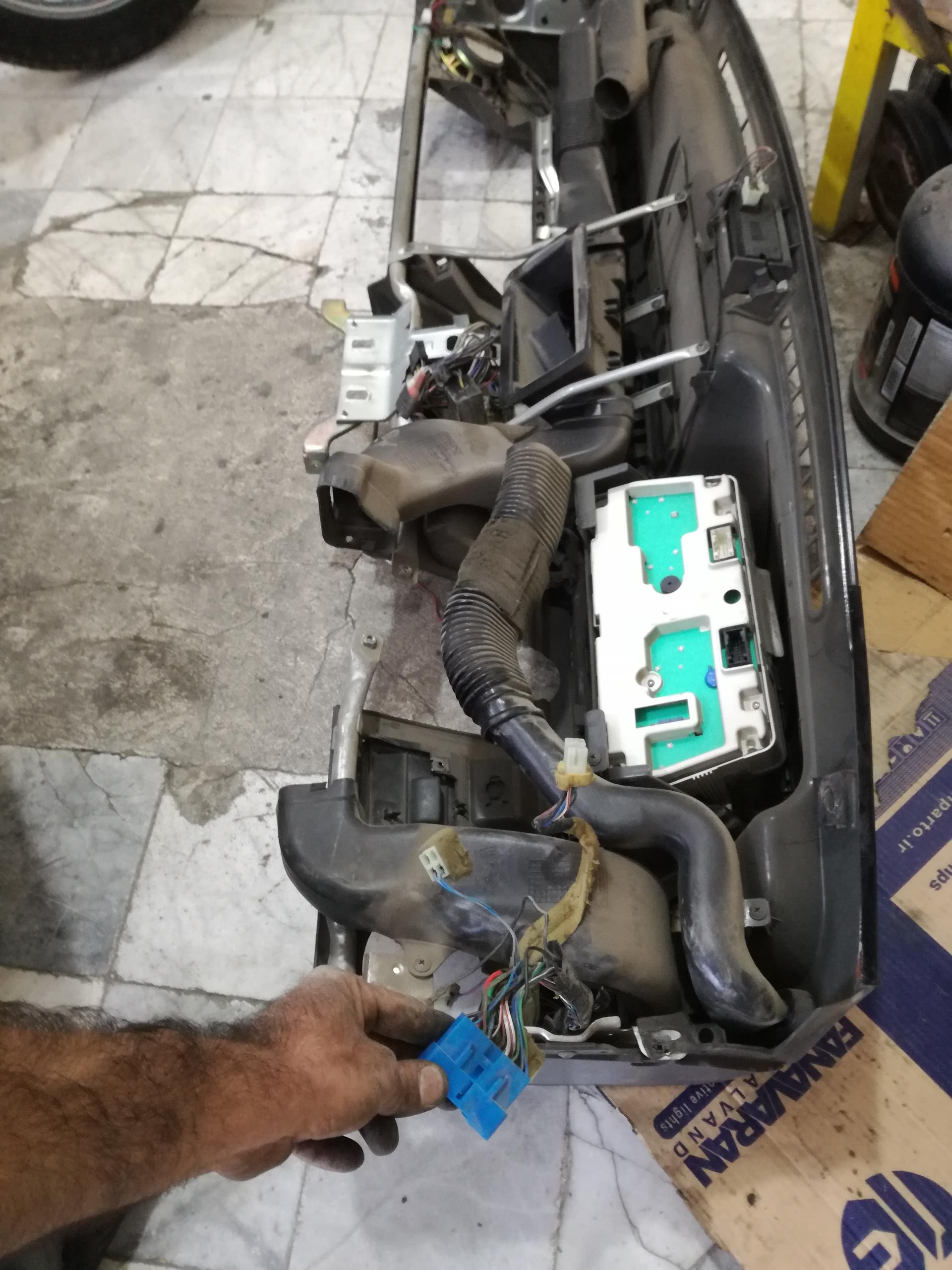 عکس برق و انژکتور خودرو درودی