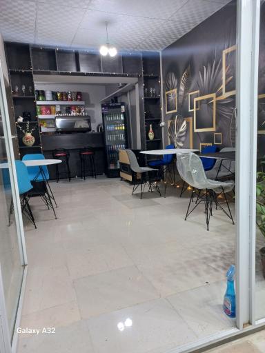 عکس کافه لاوازا