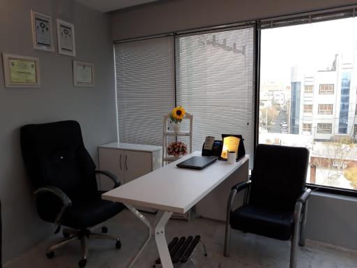 عکس دندانپزشکی دکتر سعید علیزاده