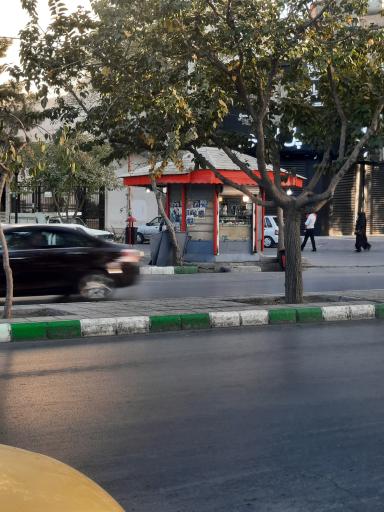 عکس دکه روزنامه فروشی کوثر