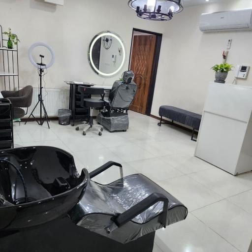 سالن زیبایی تیدانیل