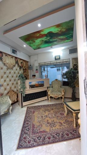 عکس زائر سرای مطلبی