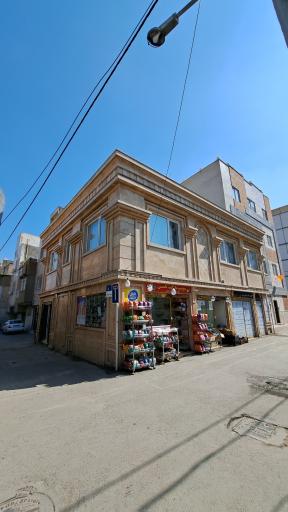 زائر سرای مطلبی