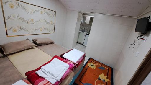 زائر سرای مطلبی