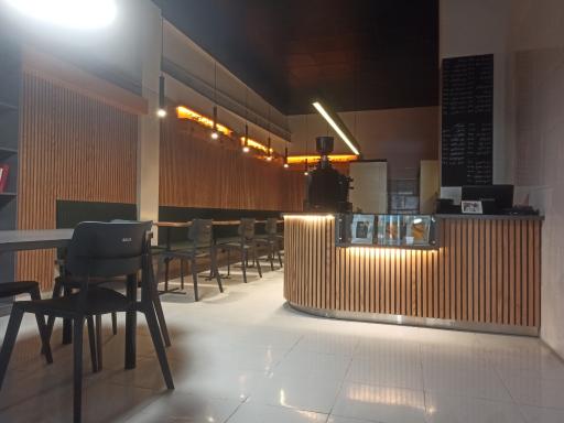 عکس کافی شاپ علی 