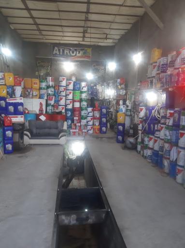 عکس تعویض روغن مجتبی