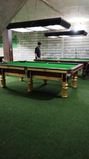 عکس باشگاه بیلیارد تخت جمشید
