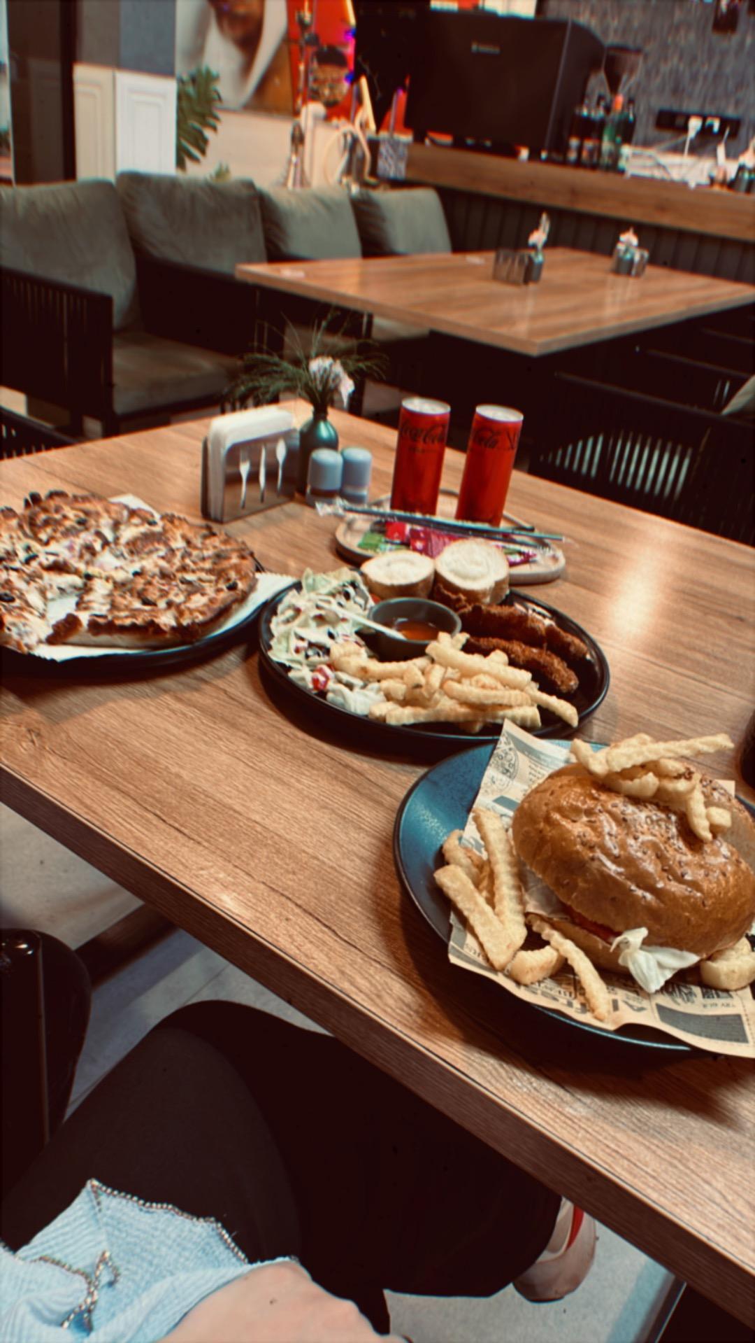 عکس فست فود آنی فود