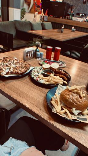 عکس فست فود آنی فود