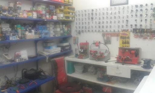 عکس قفل و کلید سازی بهمن