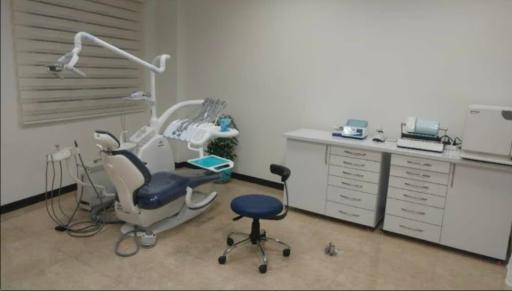 عکس دندانپزشکی دکتر راضیه عرب نژاد