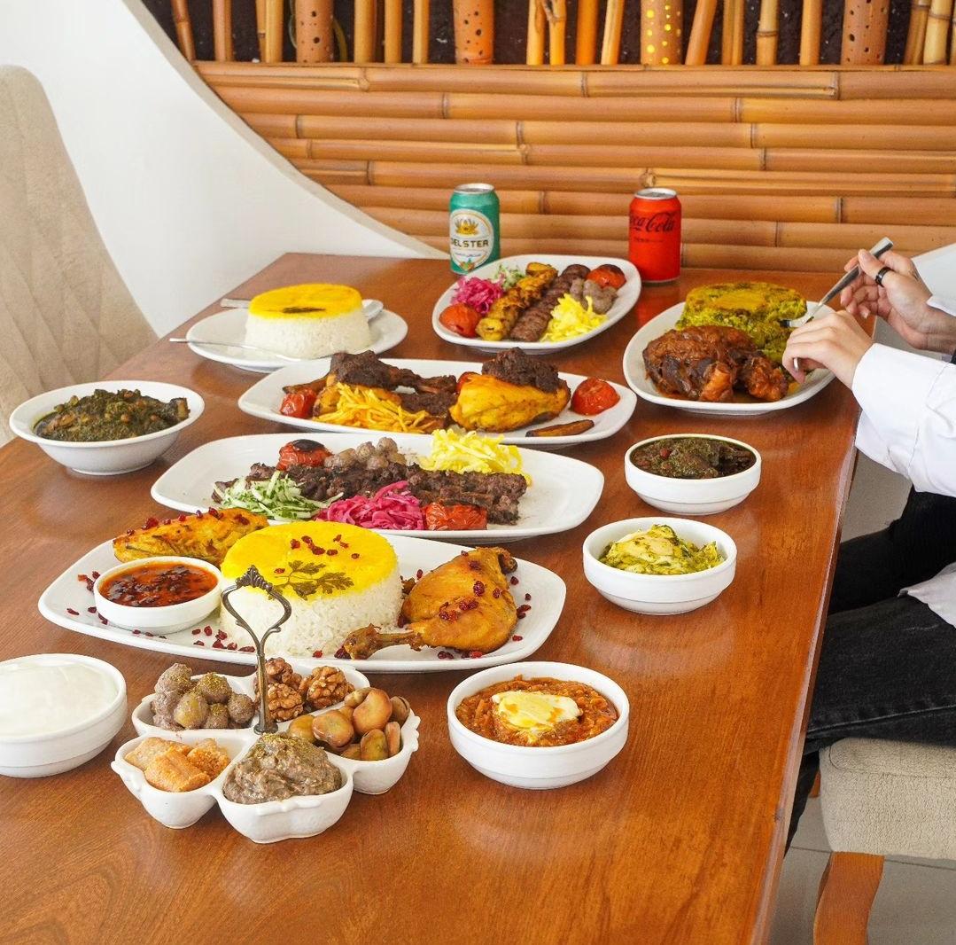 عکس کافه رستوران آر اس لانژ | RS Lounge