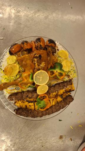 عکس غذاخوری‌ پدیده‌