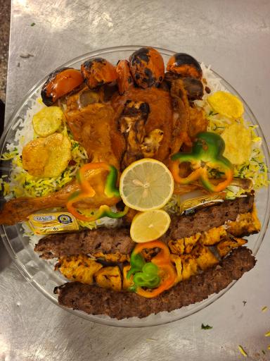 عکس غذاخوری‌ پدیده‌