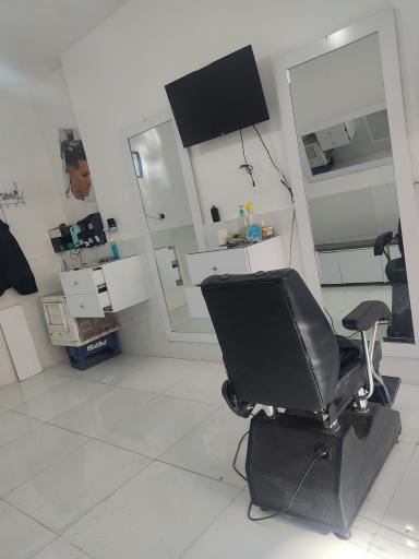 عکس آرایشگاه امیر