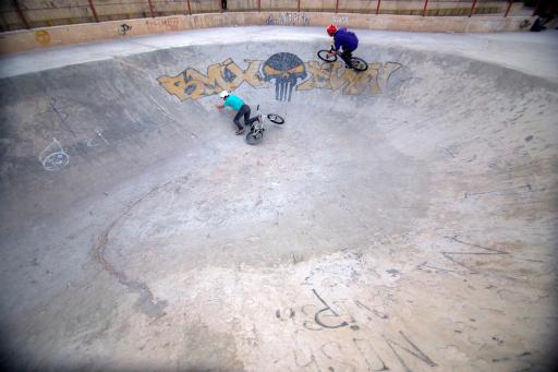 عکس پیست ورزش های نمایشی