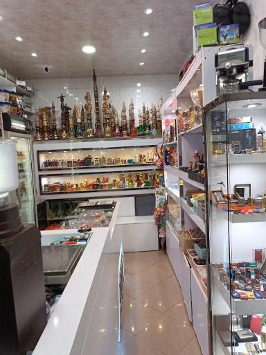 عکس قهوه و دخانیات کارن