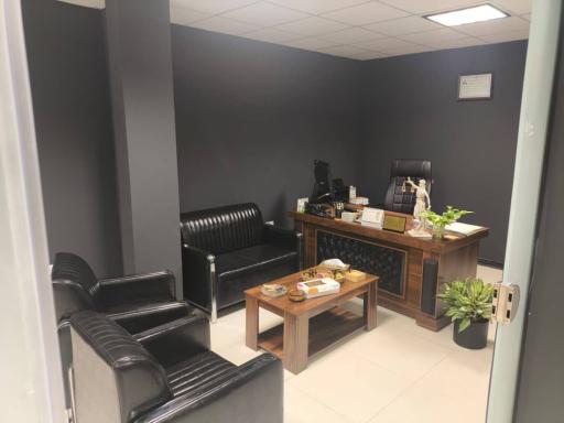 عکس دفتر وکالت محسن رضوانی جویباری