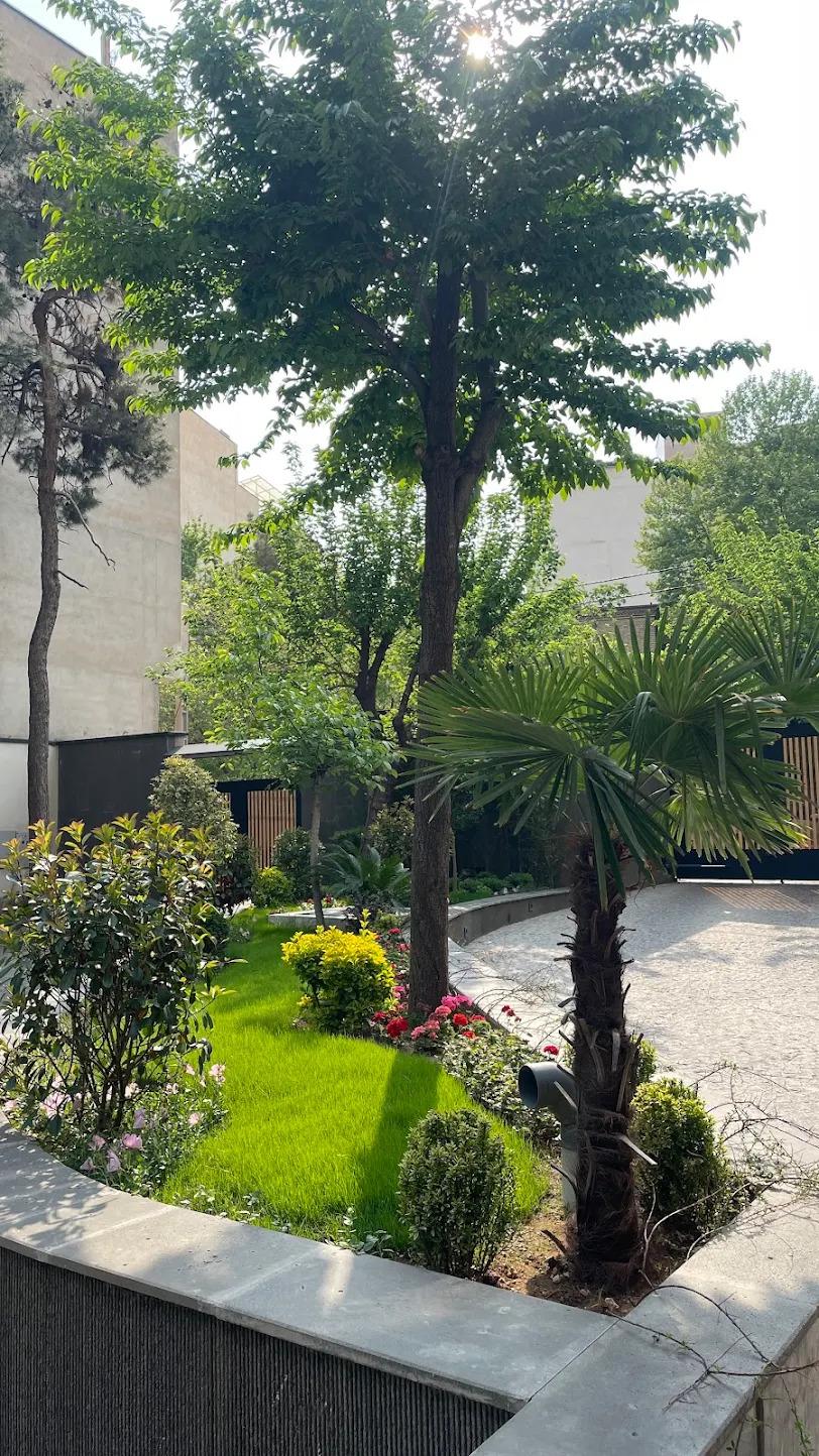 عکس برج باغ برلیان