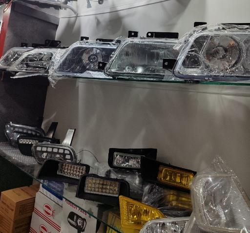 عکس فروشگاه هدلایت زاهدان