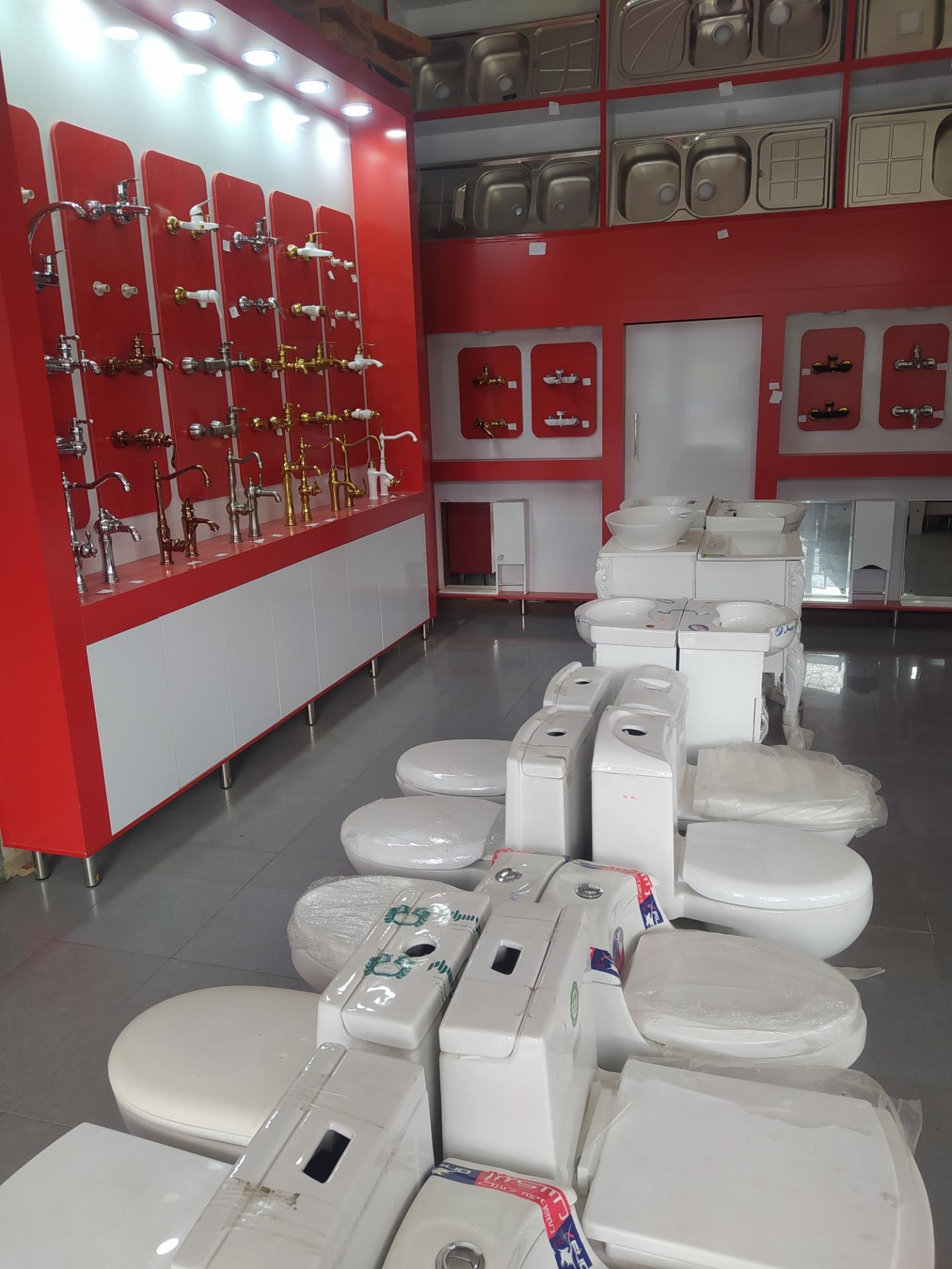 عکس فروشگاه لوازم بهداشتی ساختمانی حاجی زاده