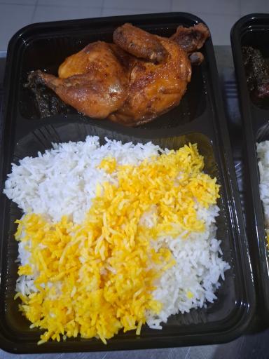 عکس آشپزخانه مرکزی دست پخت 