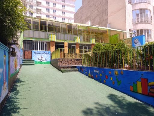 عکس دبیرستان متوسطه اول پسرانه برنا