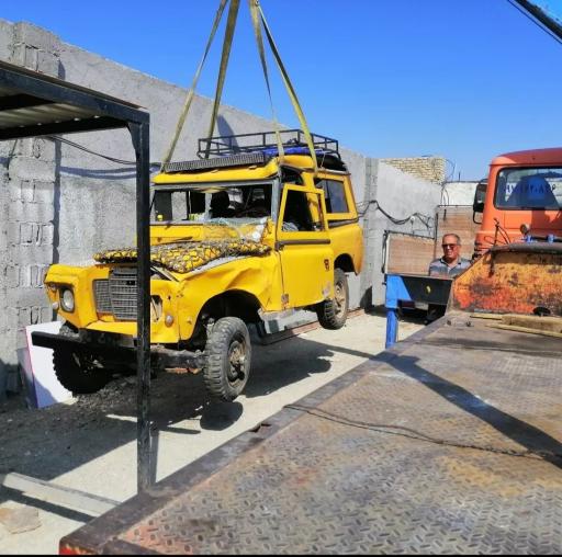 عکس تعمیرات خودروی انگلیسی