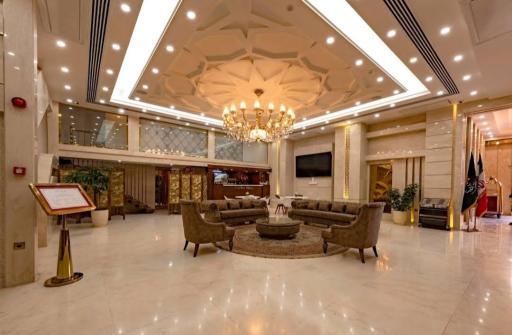 عکس هتل آدینا