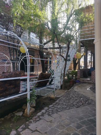 عکس سفره خانه باغ صفا