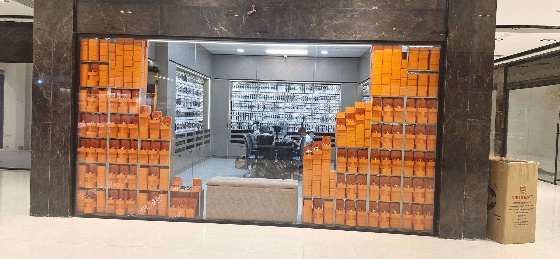 عکس بازرگانی ساعت جمشید بخشی نژاد