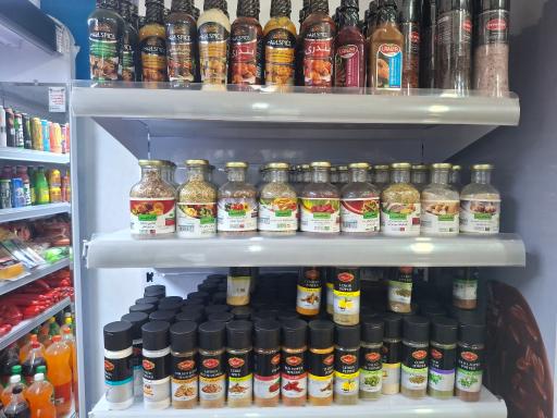 عکس هایپرمارکت قو