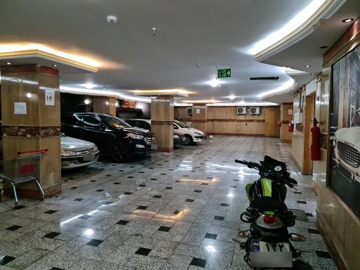 عکس مجتمع مسکونی طاها