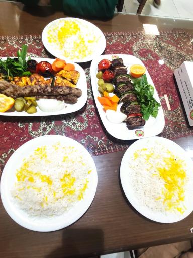 عکس رستوران گل سرخ