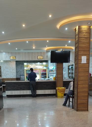 عکس رستوران گل سرخ