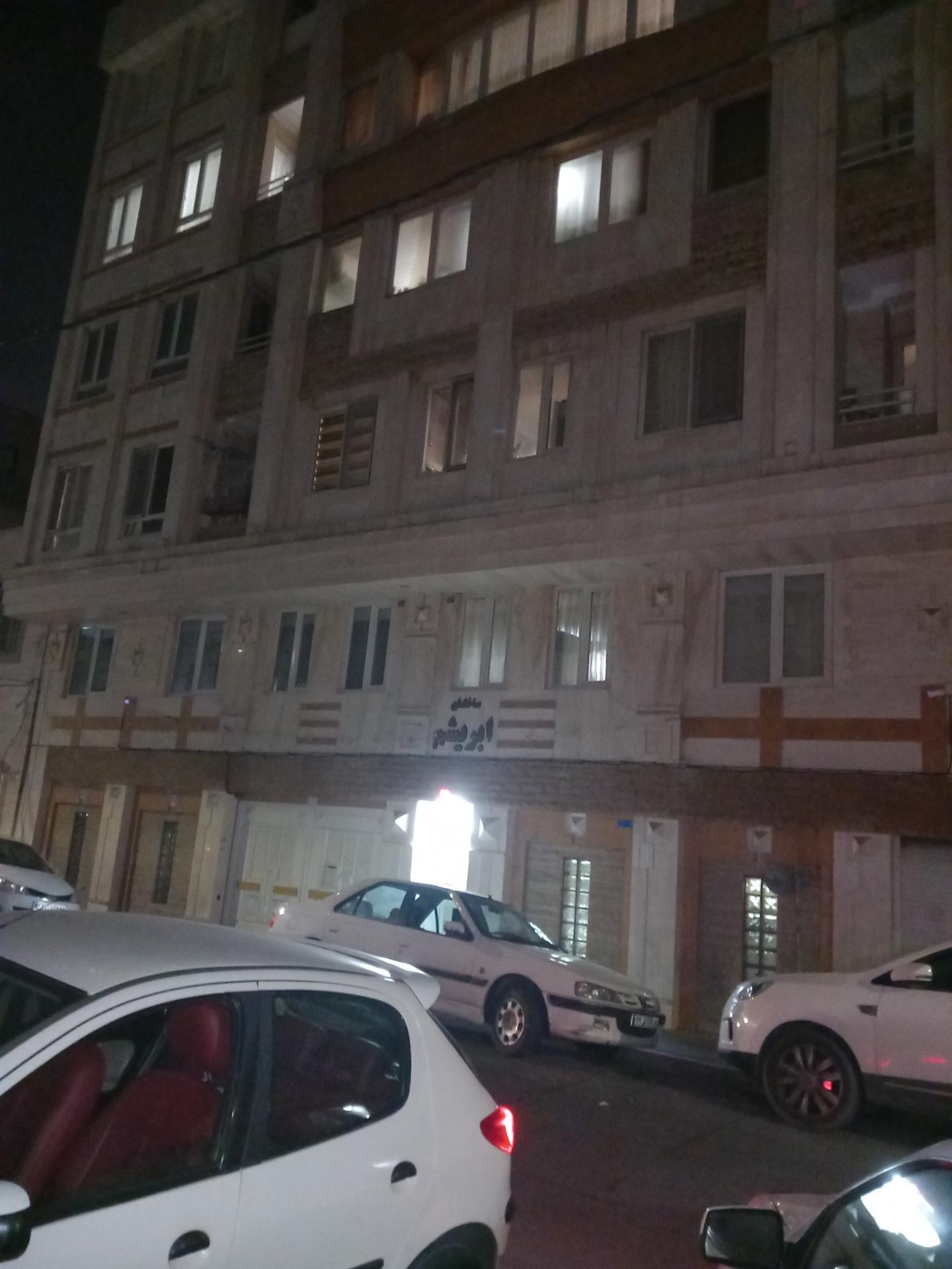 عکس ساختمان ابریشم 