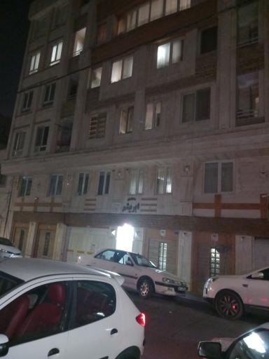 عکس ساختمان ابریشم 