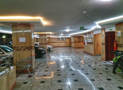 عکس مجتمع مسکونی طاها