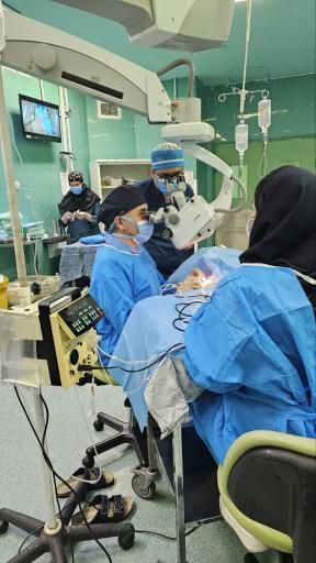 عکس لیزیک کلینیک تخصصی لازک و فمتواسمایل