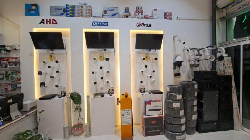 عکس گروه فنی مهندسی خانه امن