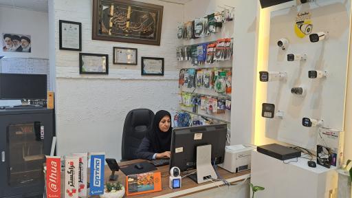 عکس گروه فنی مهندسی خانه امن