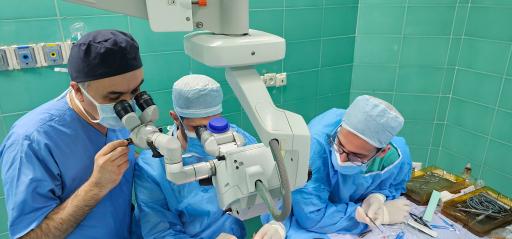 لیزیک کلینیک تخصصی لازک و فمتواسمایل