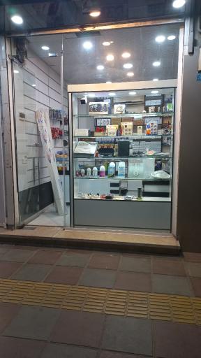 عکس الکتریکی امین